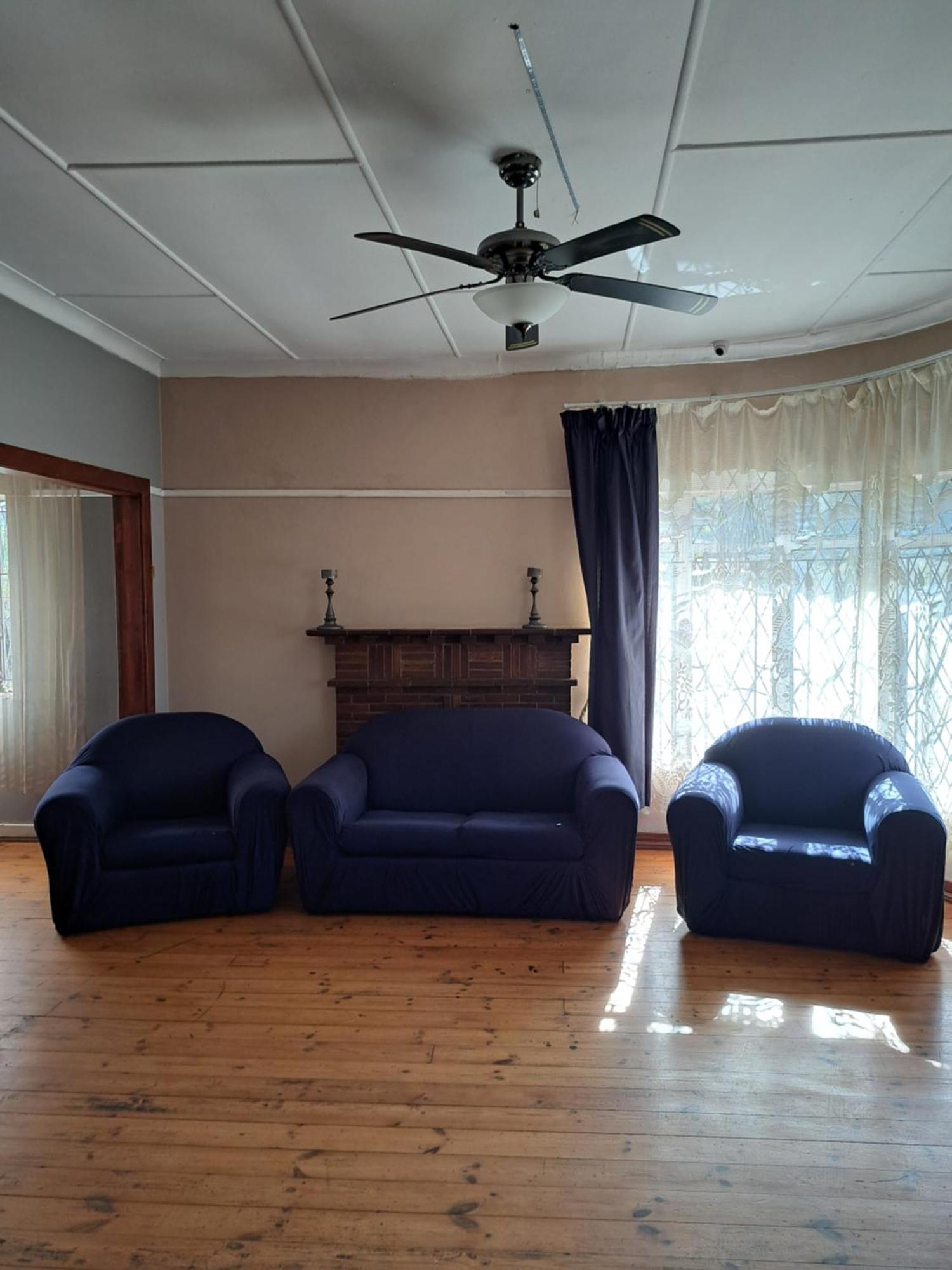 Pmb Backpackers Lodge Пітермаріцбург Екстер'єр фото