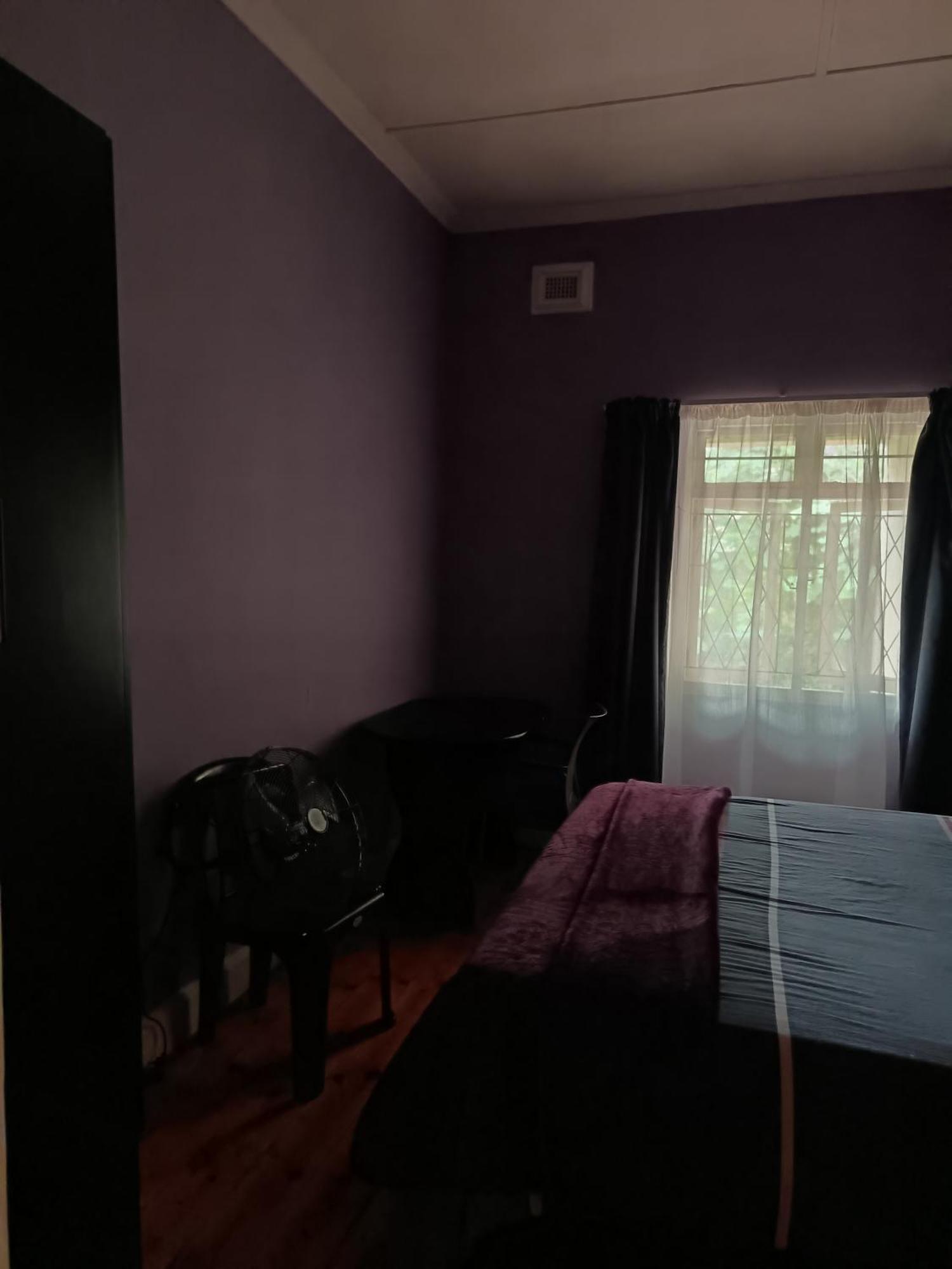 Pmb Backpackers Lodge Пітермаріцбург Екстер'єр фото